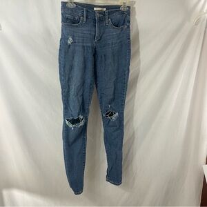 Levi’s 311 Shaping Skinny Jeans